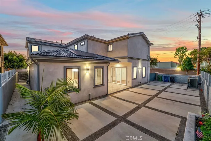 10252 Avenida Cinco De Mayo, Fountain Valley, California 92708