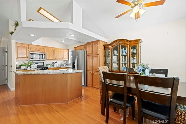 20196 Northcliff Dr, Canyon Country, California 91351