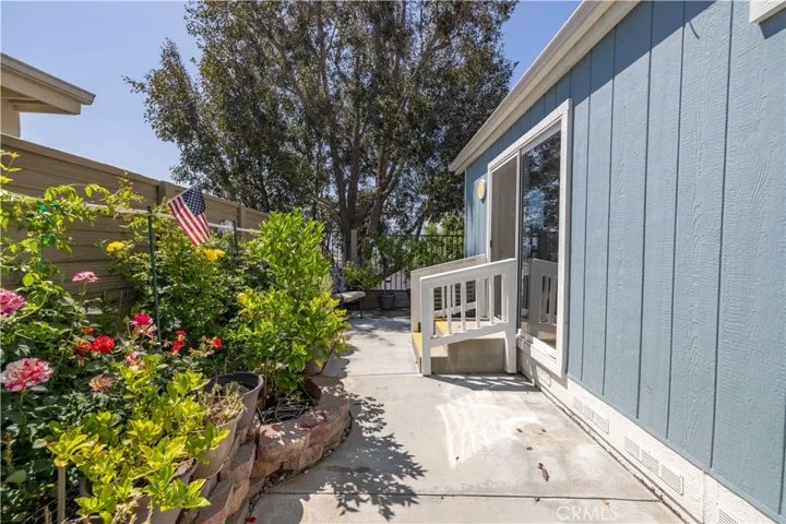 20196 Northcliff Dr, Canyon Country, California 91351