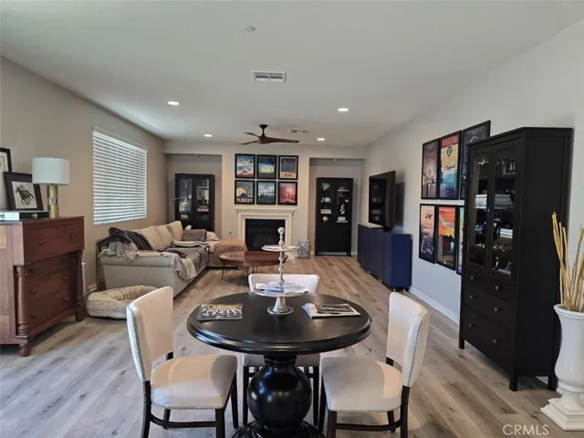 30628 Hollybrooke Lane, Murrieta, California 92563