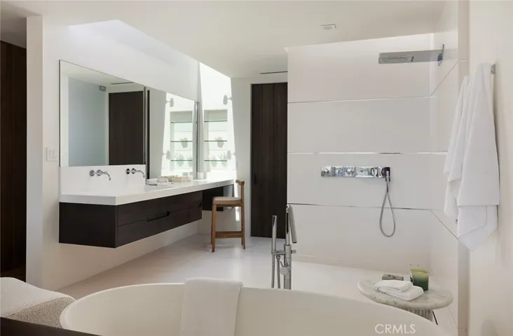 428 Serra Drive, Corona Del Mar, California 92625