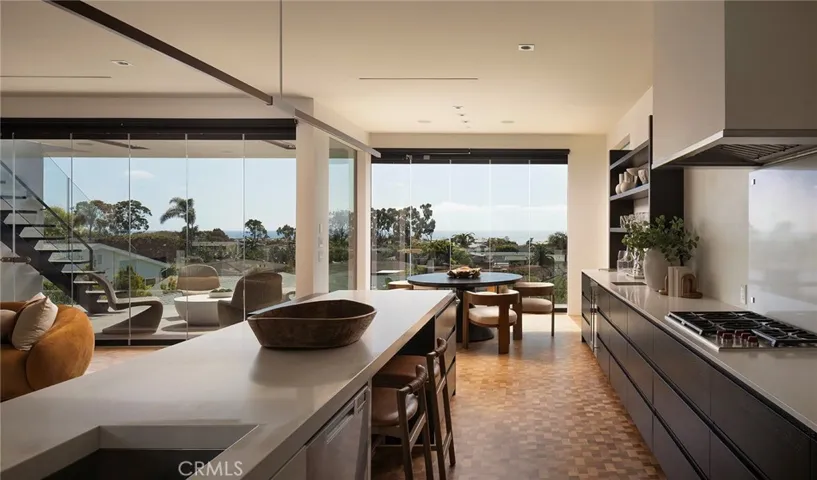428 Serra Drive, Corona Del Mar, California 92625