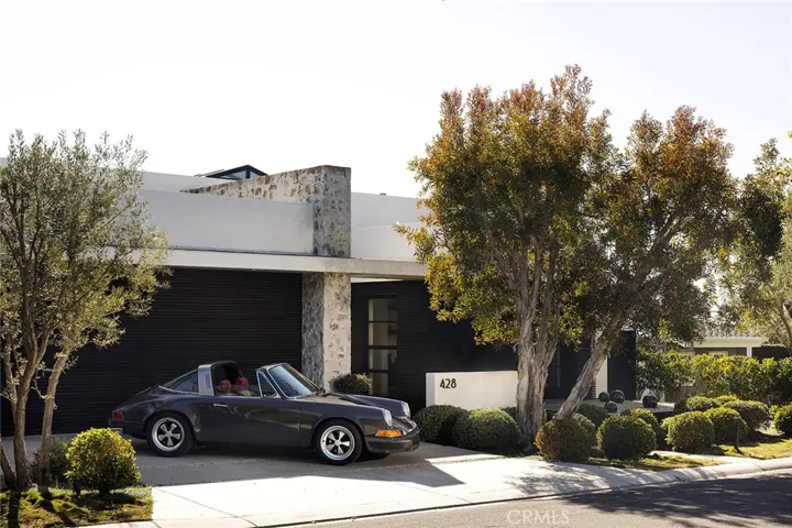 428 Serra Drive, Corona Del Mar, California 92625