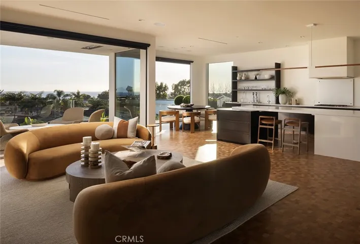 428 Serra Drive, Corona Del Mar, California 92625