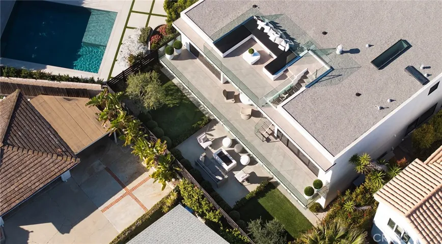 428 Serra Drive, Corona Del Mar, California 92625