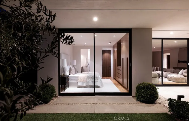 428 Serra Drive, Corona Del Mar, California 92625