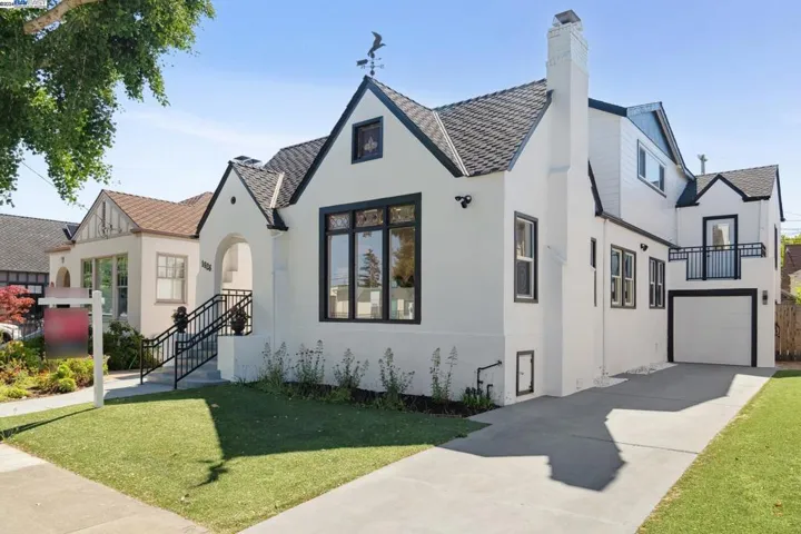 1626 Versailles Ave, Alameda, California 94501