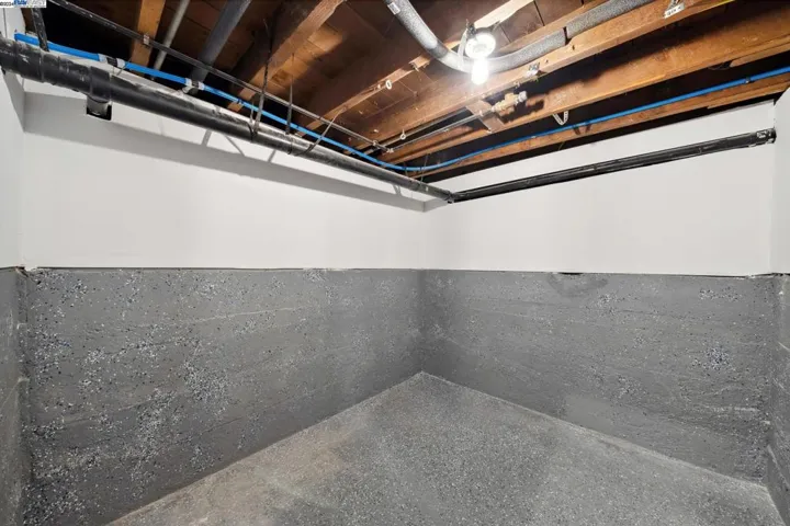 1626 Versailles Ave, Alameda, California 94501