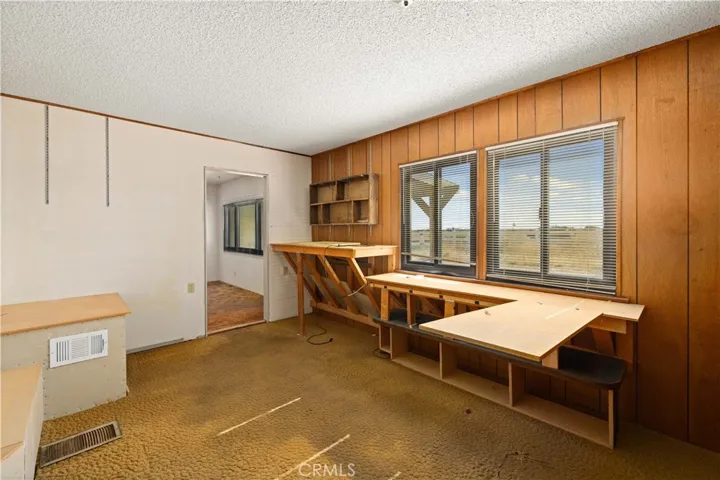 41331 W 20th Street W, Palmdale, California 93551