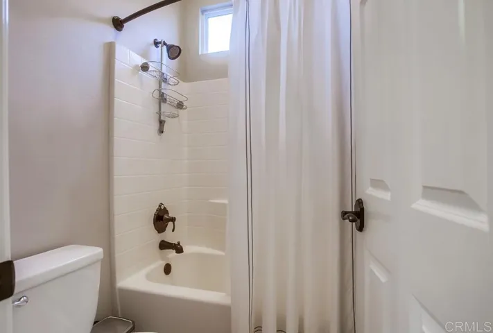 2121 Castlebay, Fallbrook, California 92028