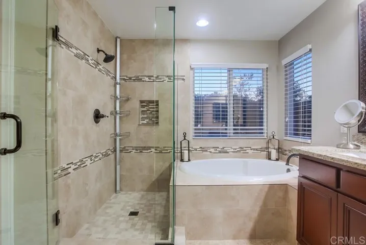 2121 Castlebay, Fallbrook, California 92028