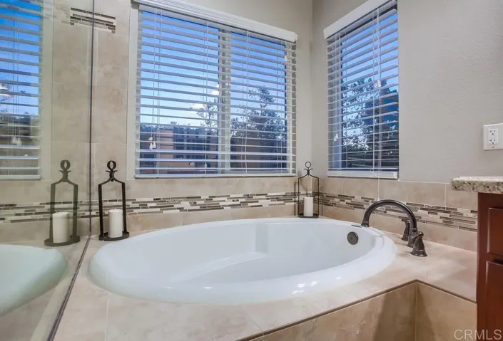 2121 Castlebay, Fallbrook, California 92028
