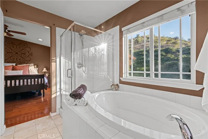 28111 Brett Court, Saugus, California 91350