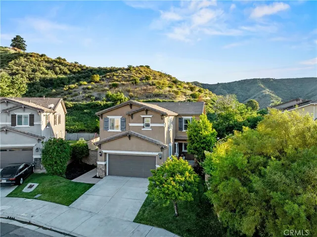 28111 Brett Court, Saugus, California 91350