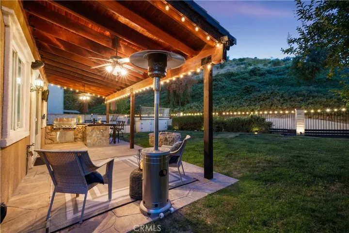 28111 Brett Court, Saugus, California 91350