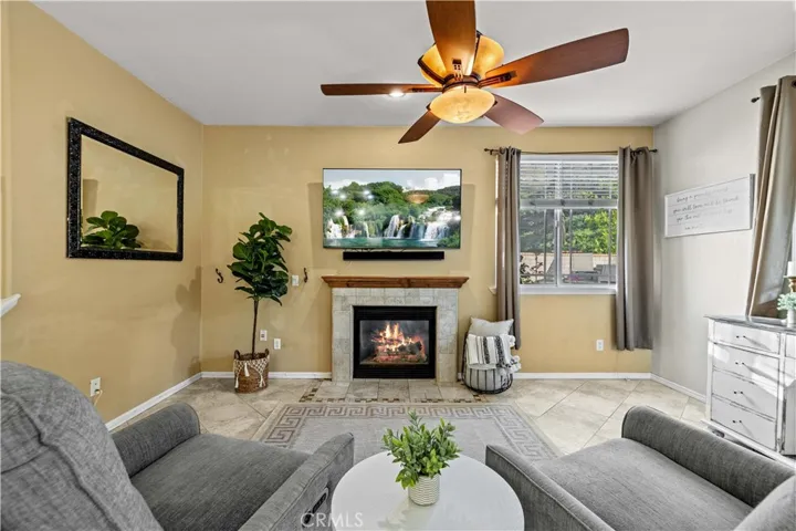28111 Brett Court, Saugus, California 91350