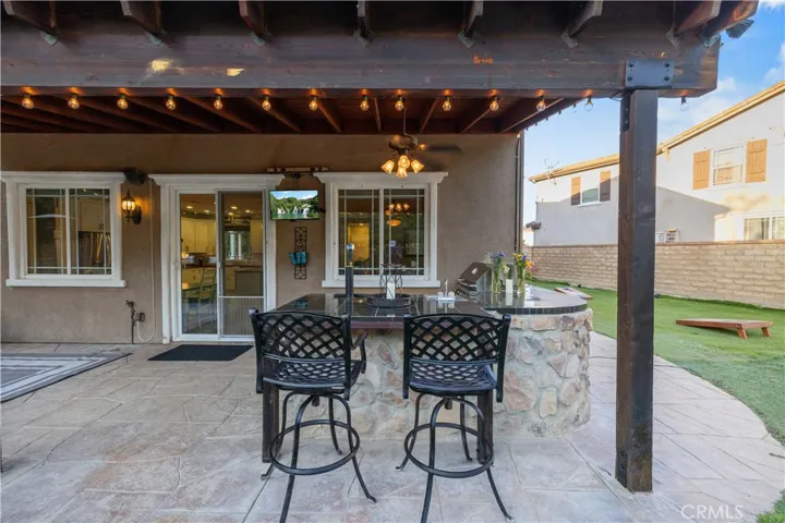 28111 Brett Court, Saugus, California 91350