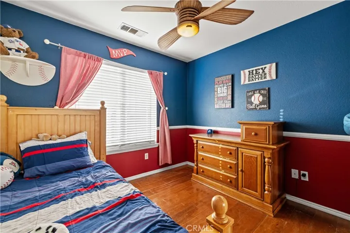 28111 Brett Court, Saugus, California 91350