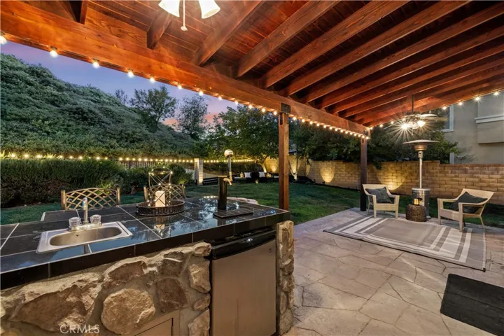 28111 Brett Court, Saugus, California 91350
