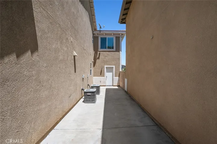 1502 Sweet Basil Circle, Hemet, California 92545