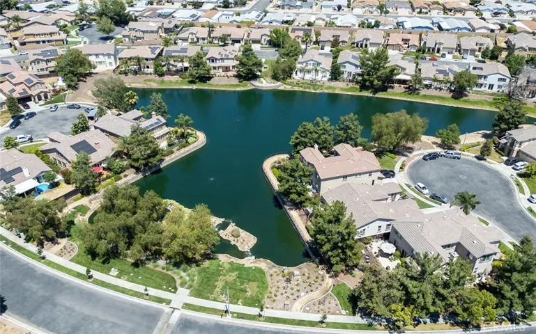 1502 Sweet Basil Circle, Hemet, California 92545