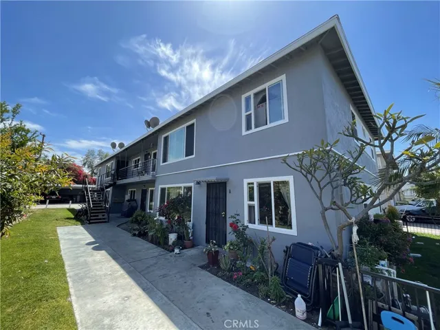 1128 N Mayfair Ave. Avenue, Anaheim, California 92801