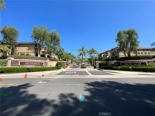 1025 S Saint Tropez Avenue, Anaheim Hills, California 92808