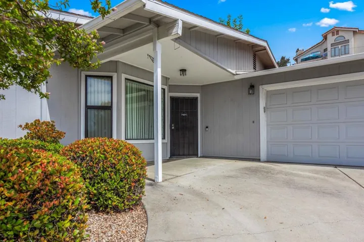 1839 Palo, Escondido, California 92026