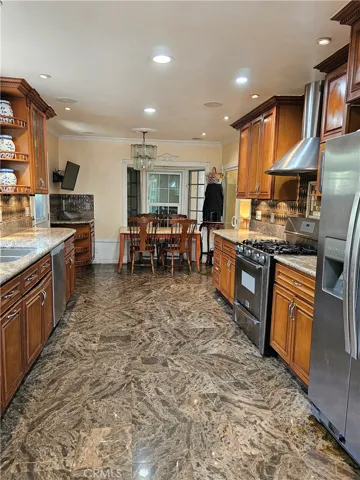 10150 Kester Avenue, Mission Hills (san Fernando), California 91345