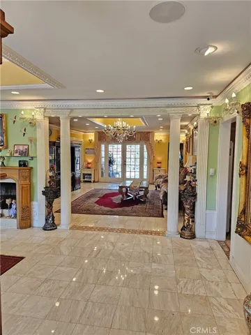 10150 Kester Avenue, Mission Hills (san Fernando), California 91345