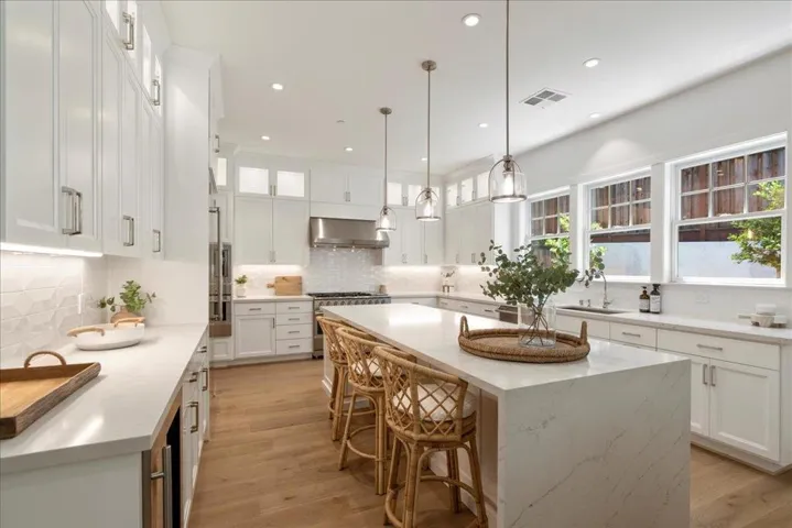 18828 Montalvo Oaks Circle, Monte Sereno, California 95030