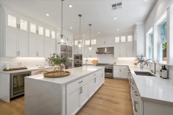 18828 Montalvo Oaks Circle, Monte Sereno, California 95030