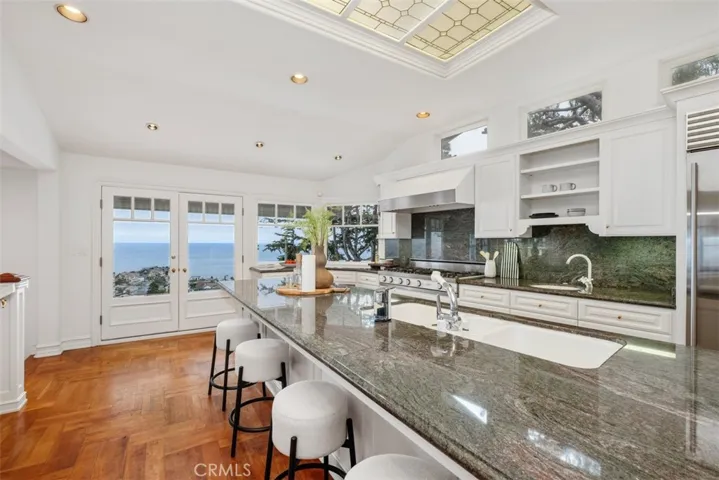 1201 Emerald Bay, Laguna Beach, California 92651