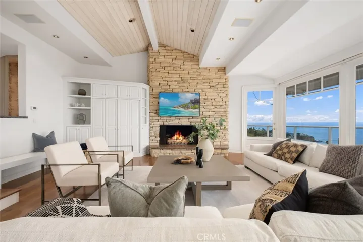 1201 Emerald Bay, Laguna Beach, California 92651