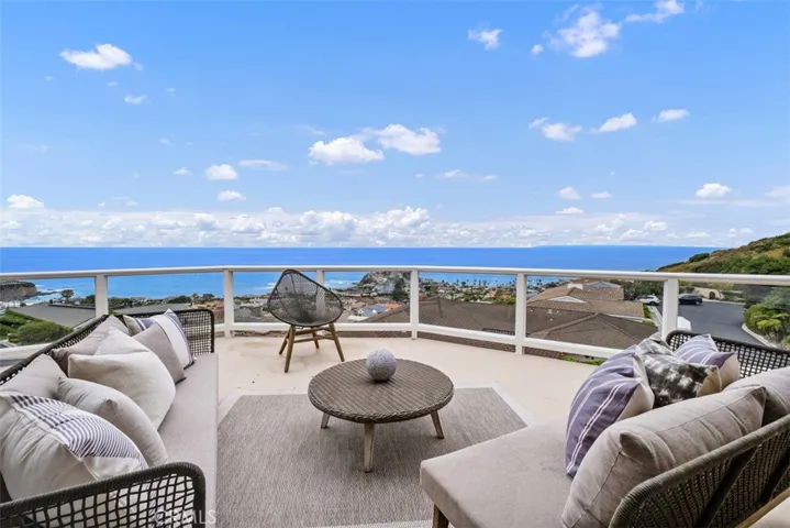 1201 Emerald Bay, Laguna Beach, California 92651
