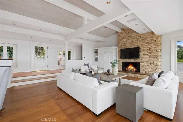 1201 Emerald Bay, Laguna Beach, California 92651