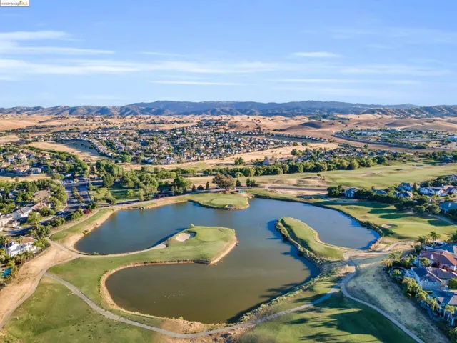 2482 Turnberry Ct, Brentwood, California 94513