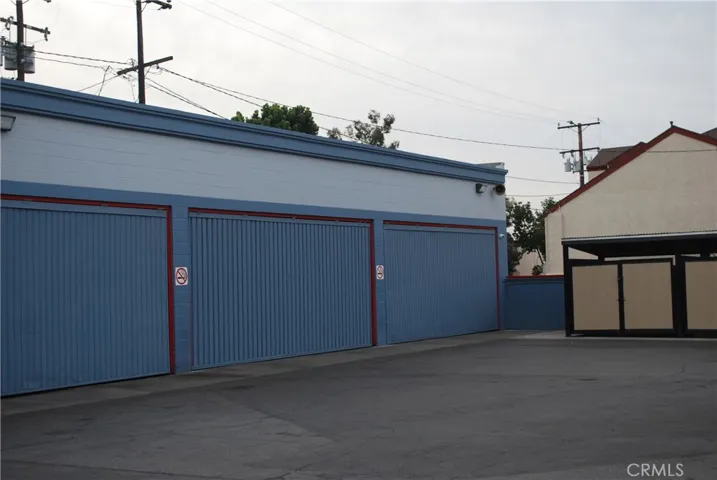 Automotive repair location