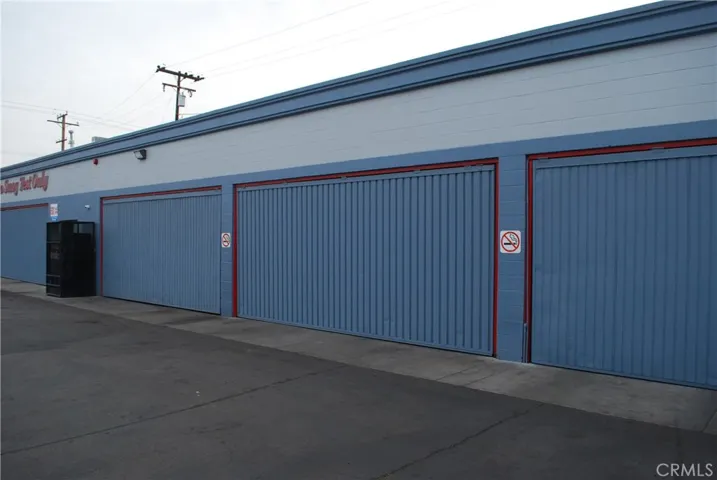 Automotive repair location