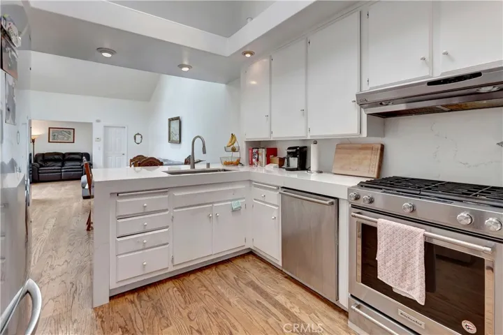 432 Onda, Newport Beach, California 92660