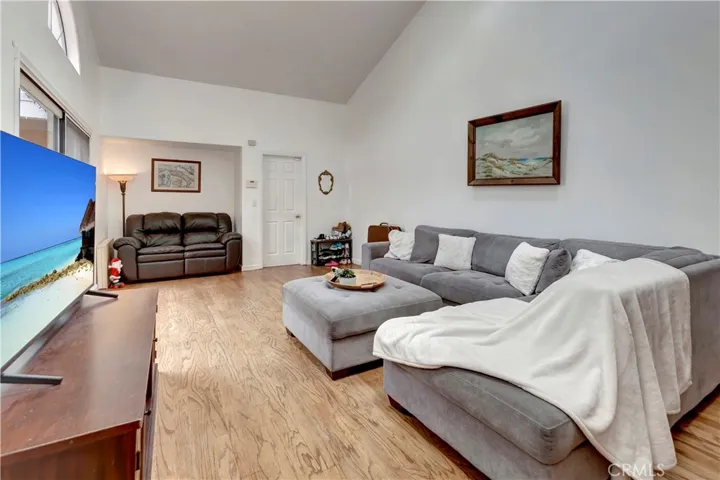 432 Onda, Newport Beach, California 92660