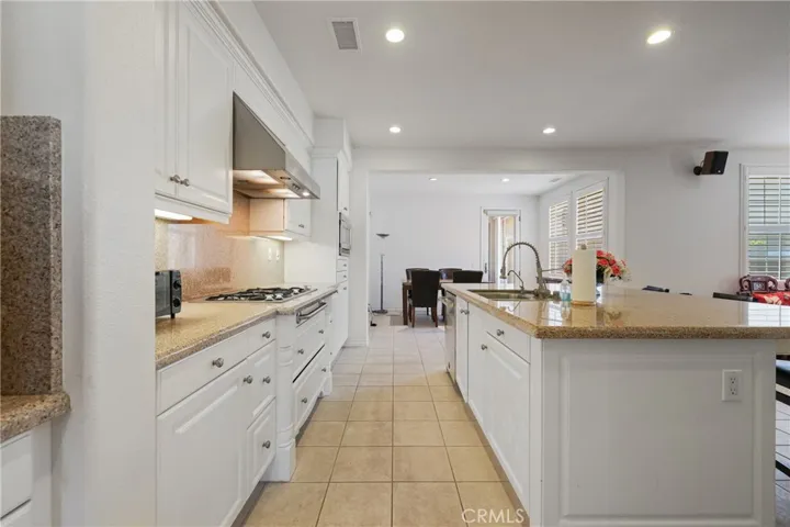 15210 Washington Street, Tustin, California 92782