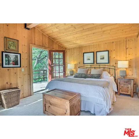 25363 Manzanita Drive, Idyllwild, California 92549