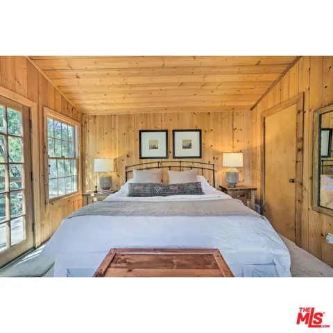 25363 Manzanita Drive, Idyllwild, California 92549