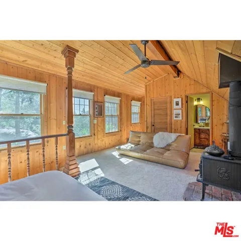 25363 Manzanita Drive, Idyllwild, California 92549