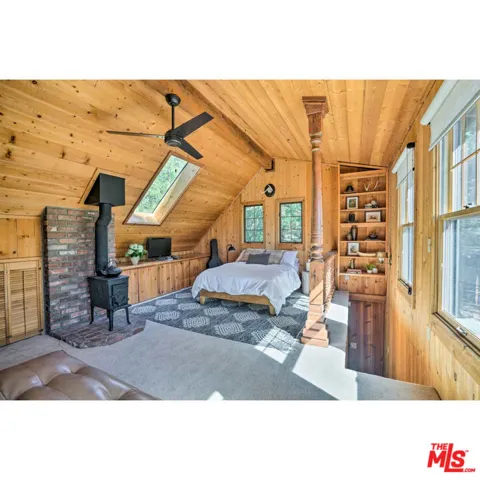 25363 Manzanita Drive, Idyllwild, California 92549