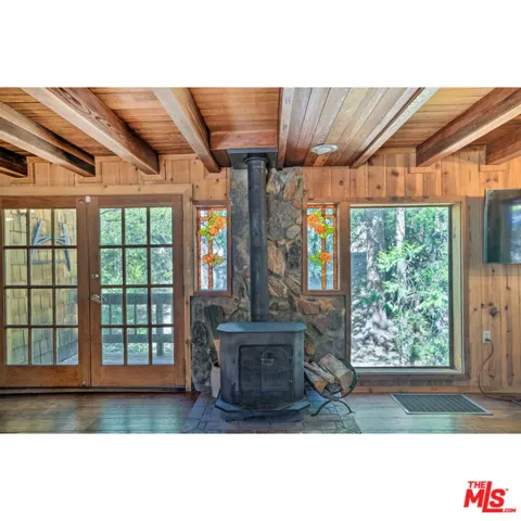 25363 Manzanita Drive, Idyllwild, California 92549