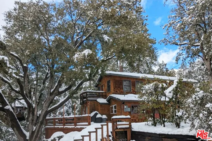 25363 Manzanita Drive, Idyllwild, California 92549