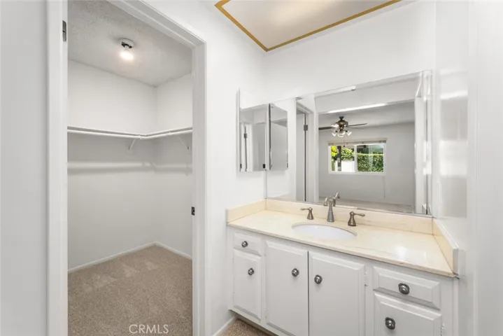 6439 Dominica, Cypress, California 90630