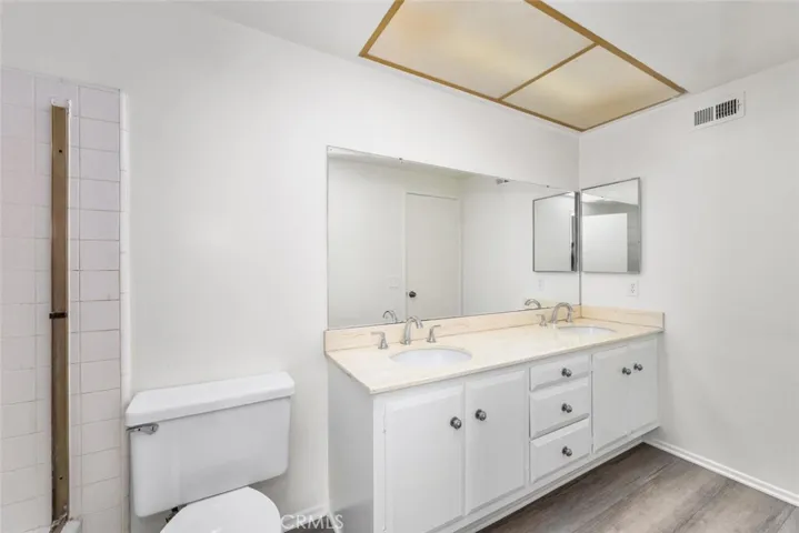 6439 Dominica, Cypress, California 90630